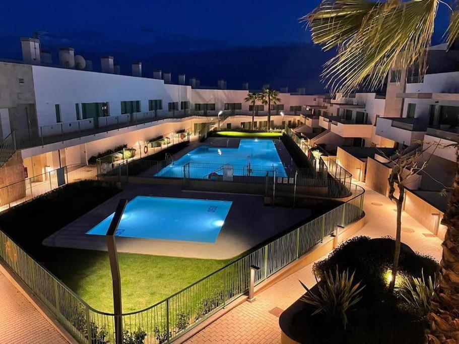 Magnifico Apartamento Nuevo En 1ª Linea De Playa โมฮาการ์ ภายนอก รูปภาพ